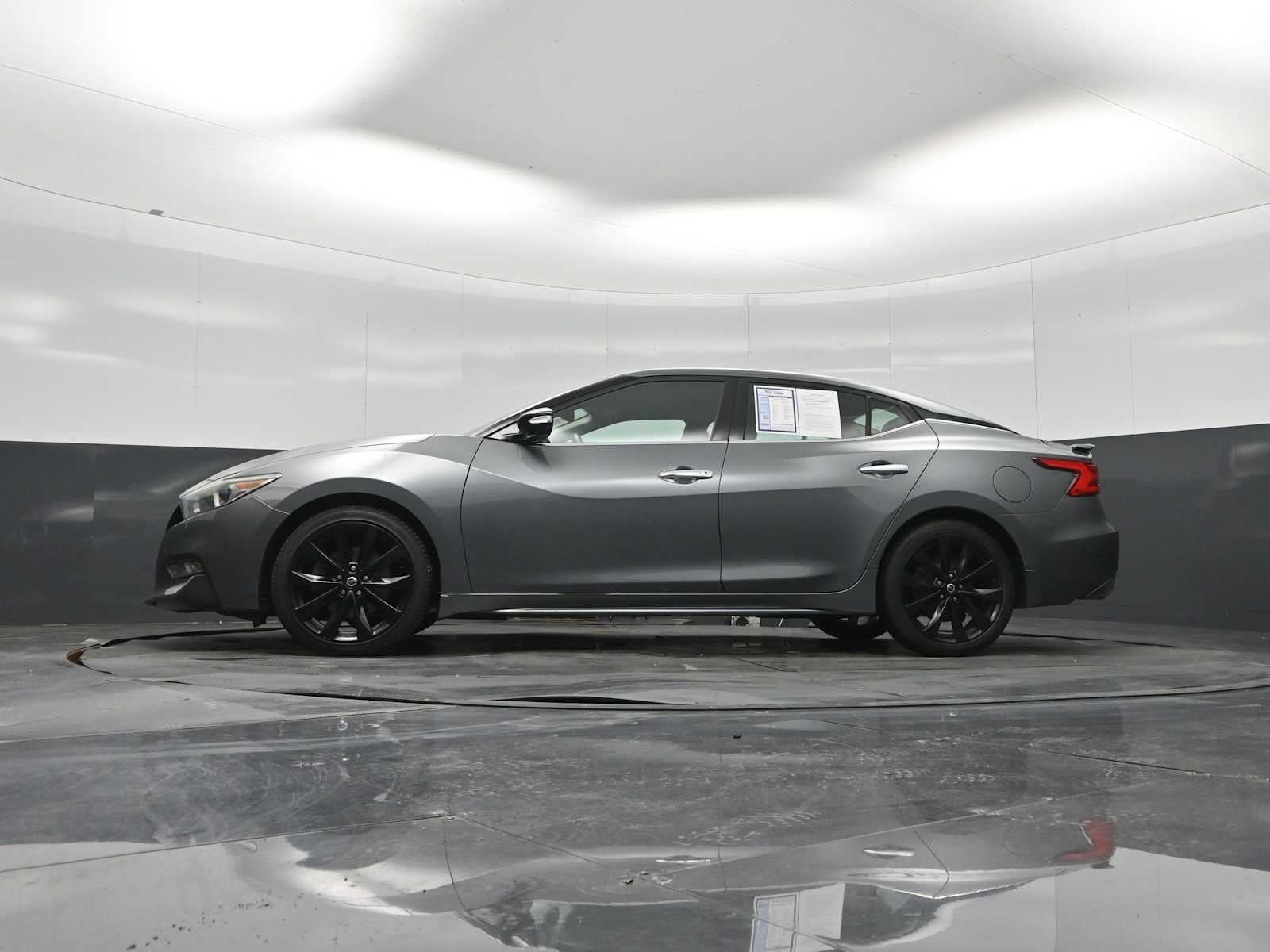 2018 Nissan Maxima SR