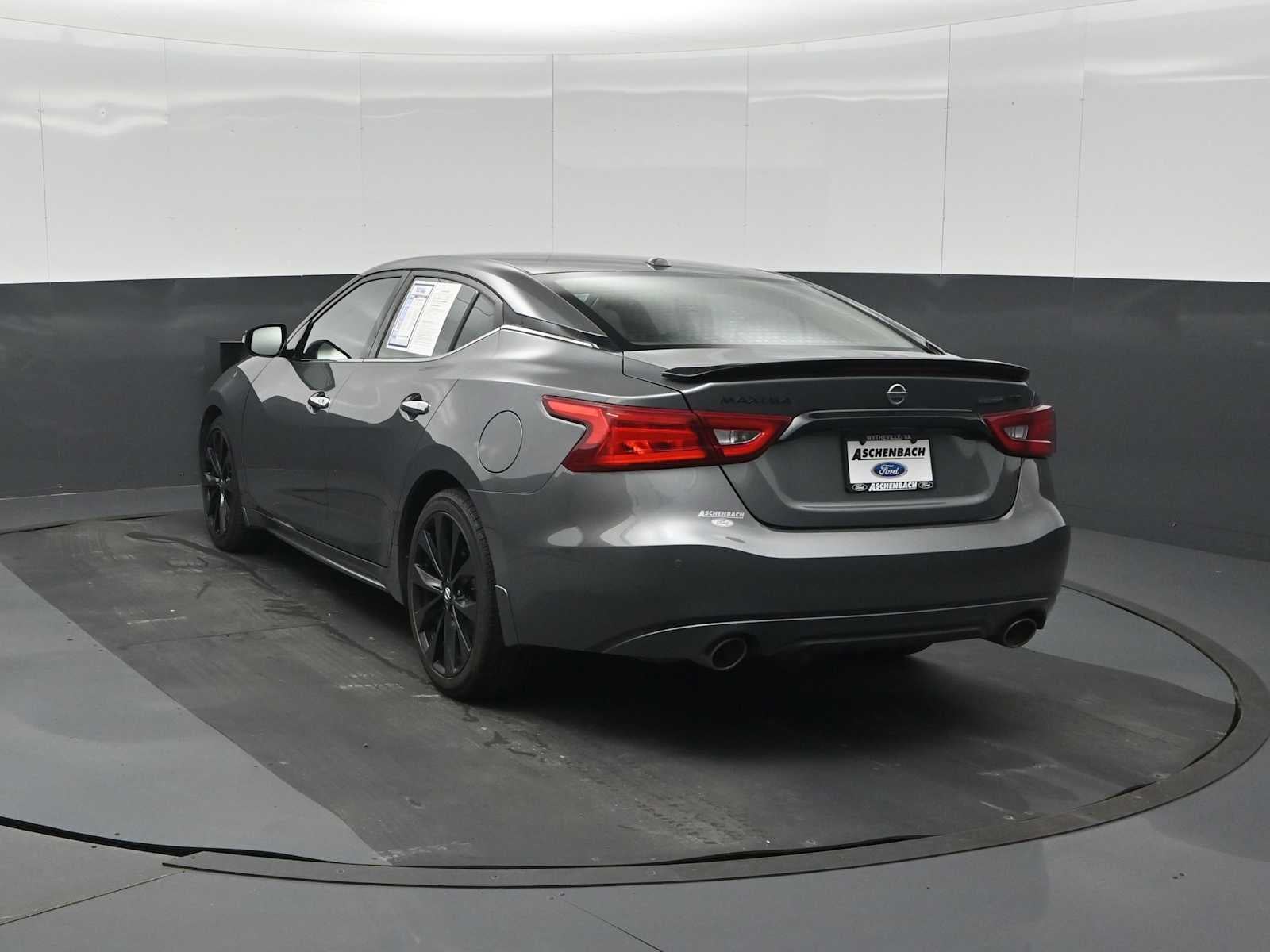 2018 Nissan Maxima SR