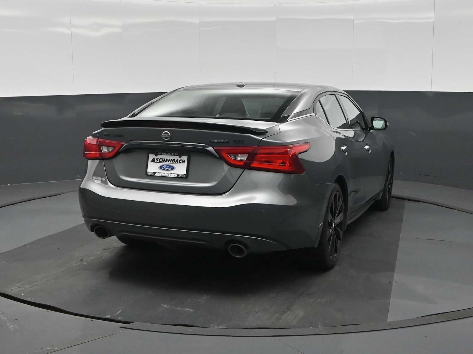 2018 Nissan Maxima SR