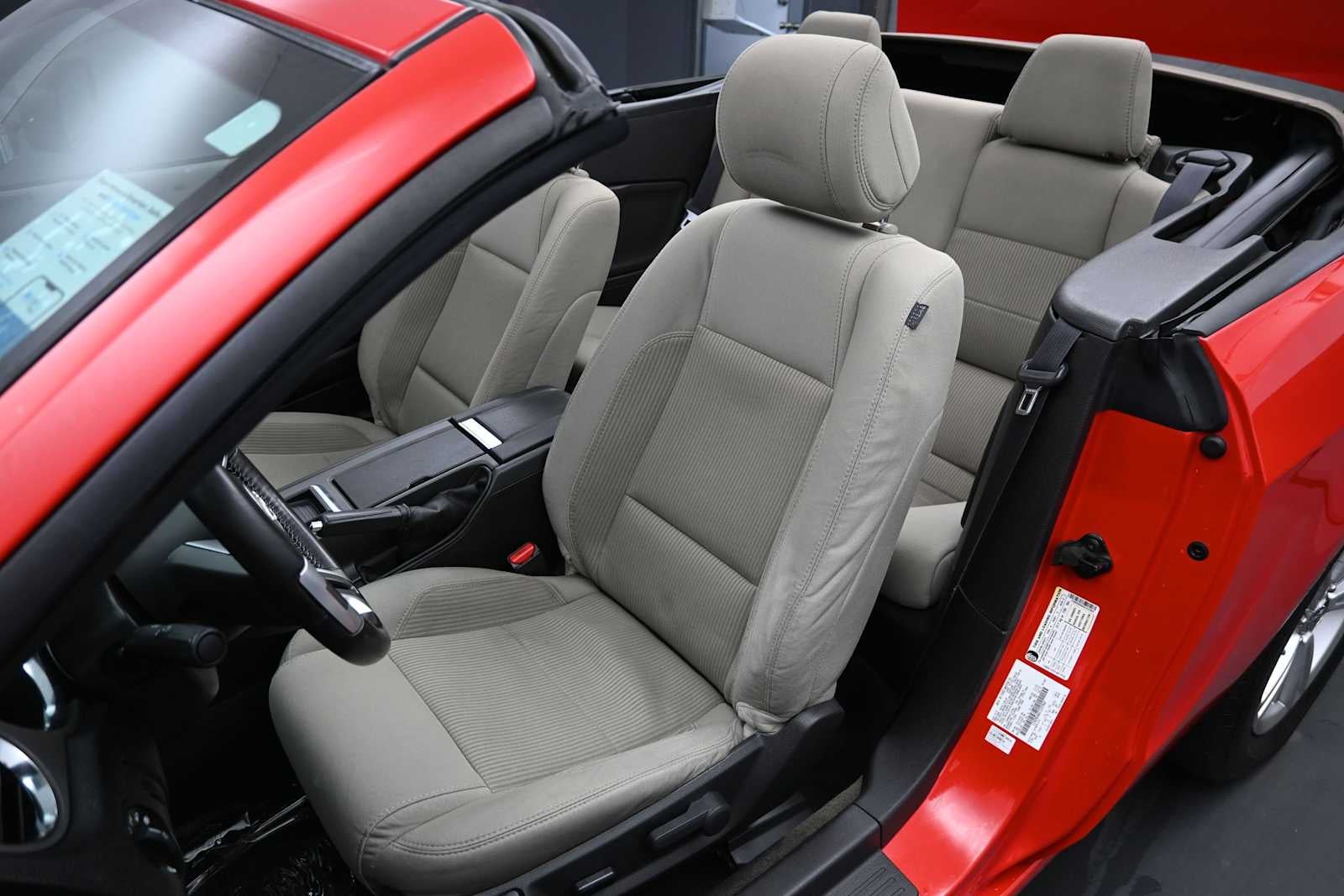 2014 Ford Mustang V6