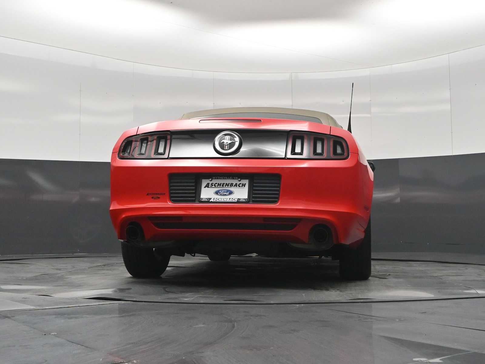 2014 Ford Mustang V6