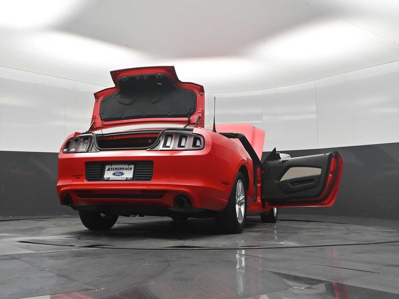 2014 Ford Mustang V6