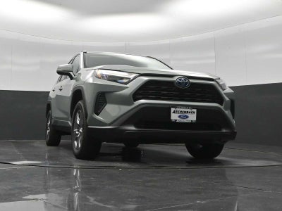 2022 Toyota RAV4 Hybrid XLE