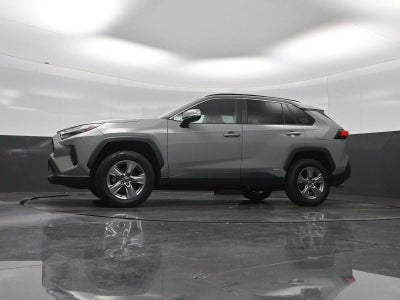 2022 Toyota RAV4 Hybrid XLE