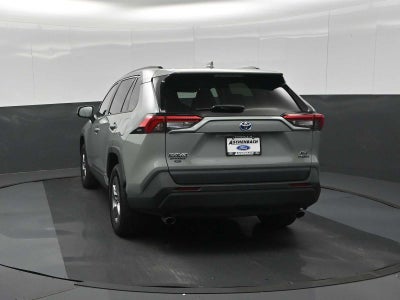 2022 Toyota RAV4 Hybrid XLE