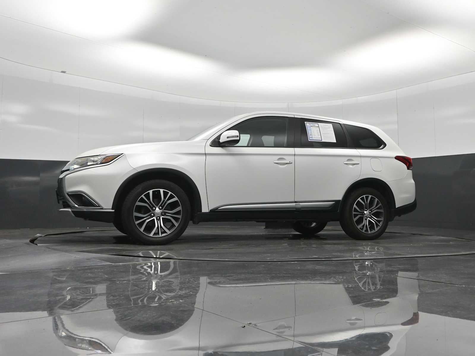 2018 Mitsubishi Outlander SE