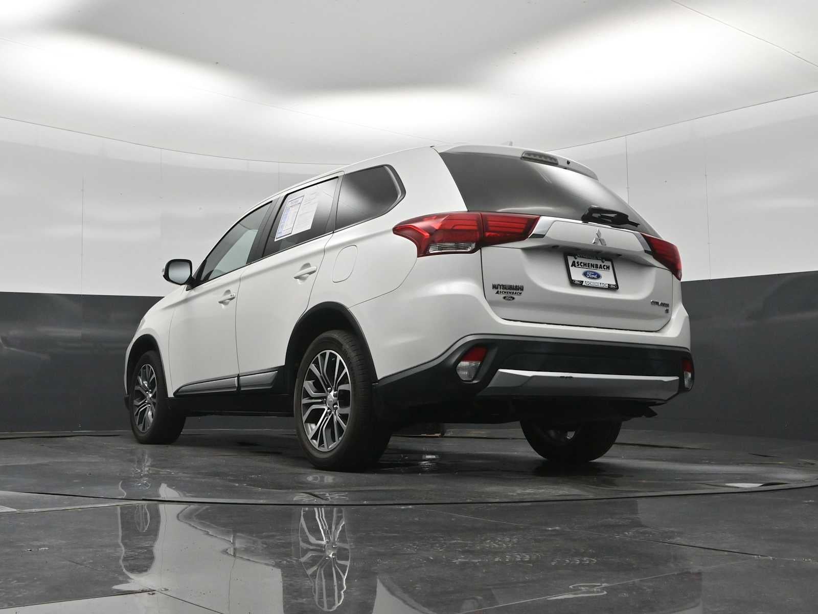 2018 Mitsubishi Outlander SE