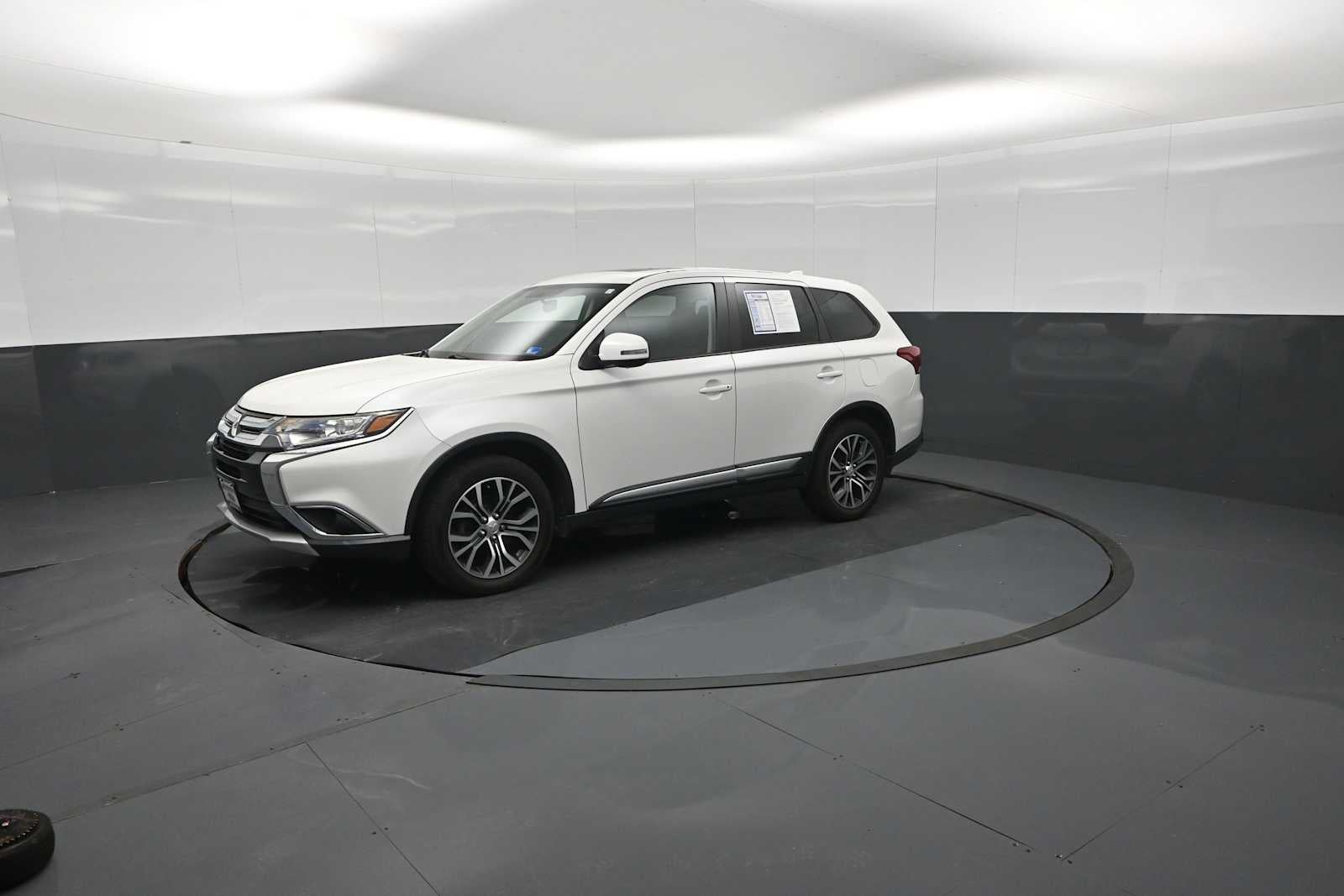 2018 Mitsubishi Outlander SE