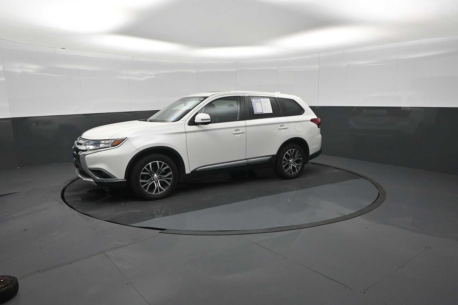2018 Mitsubishi Outlander SE