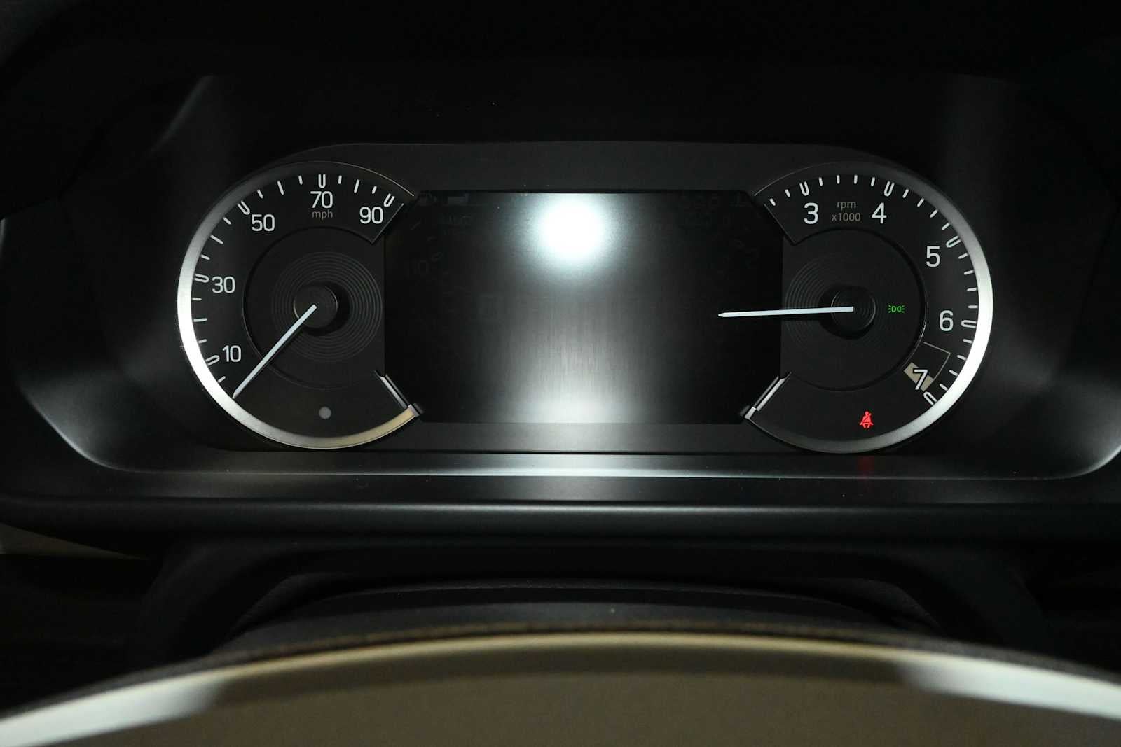 2023 Land Rover Defender SE