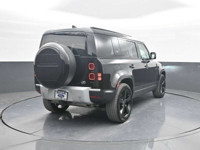 2023 Land Rover Defender SE