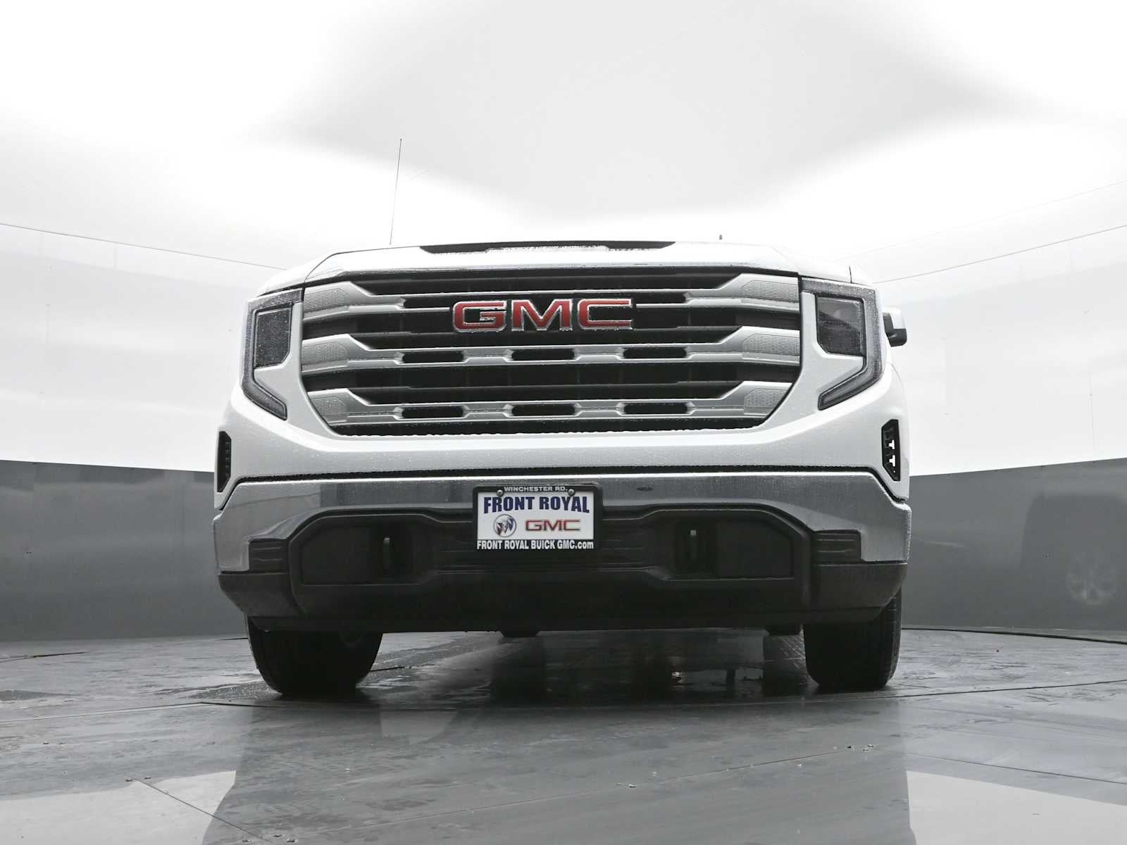 2026 GMC Sierra 1500 SLE - Photo 19