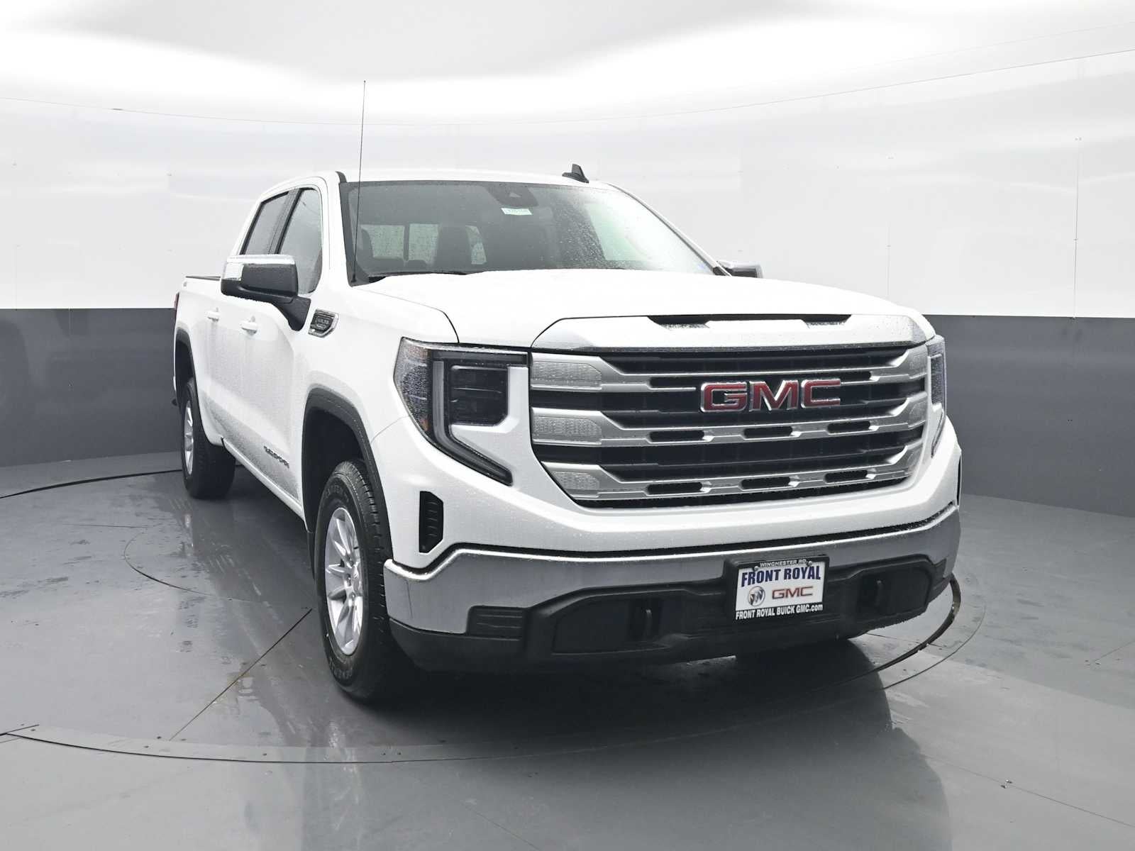 2026 GMC Sierra 1500 SLE - Photo 2