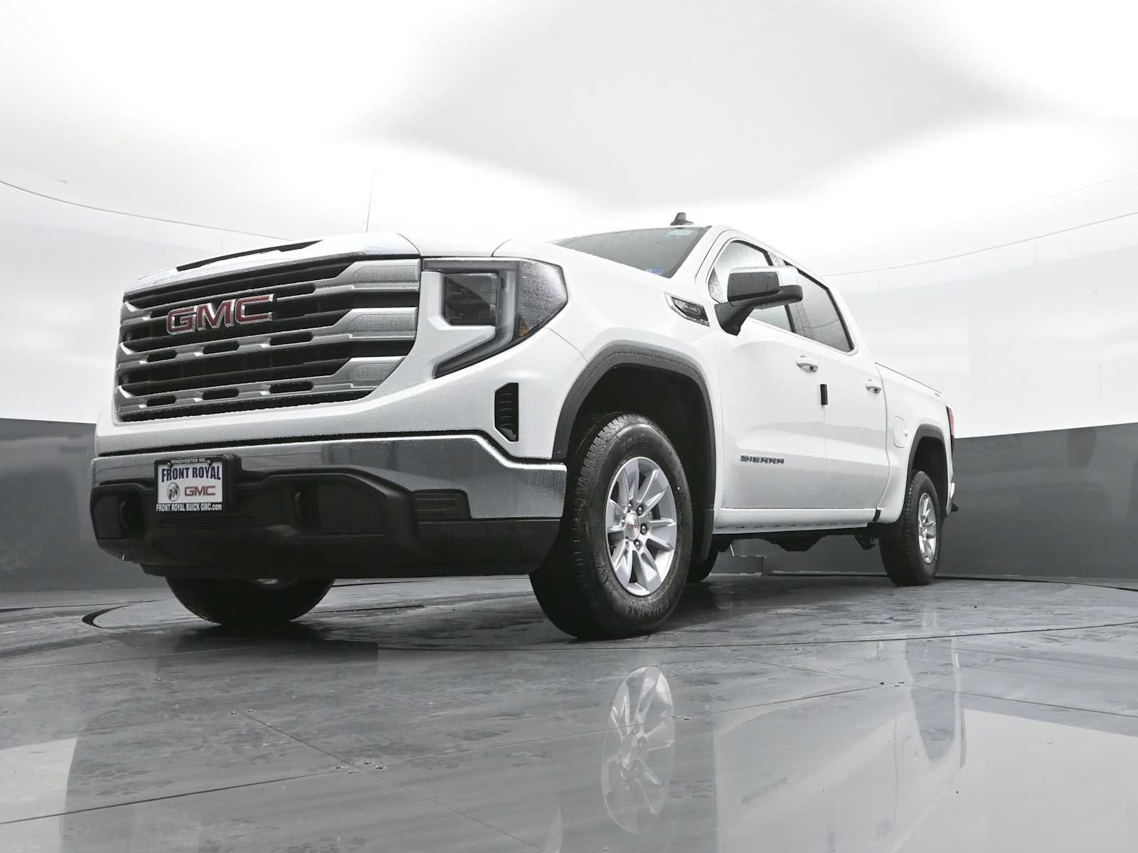 2026 GMC Sierra 1500 SLE - Photo 20