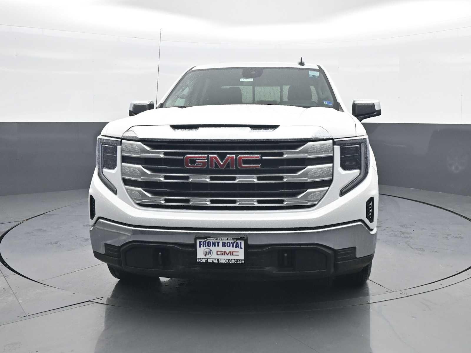 2026 GMC Sierra 1500 SLE - Photo 3