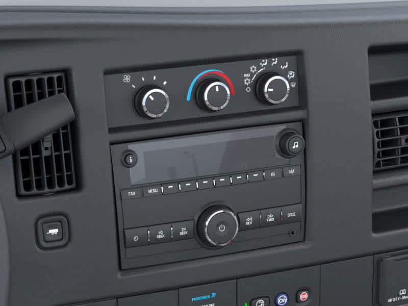2025 GMC Savana Cutaway 3500 1WT